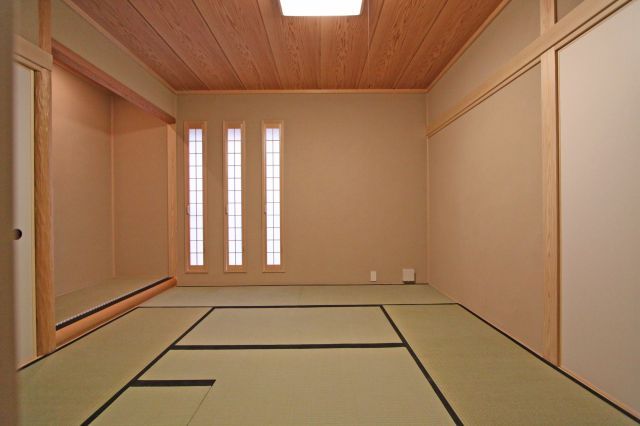 作品集---玄関のみを共有した独立二世帯...