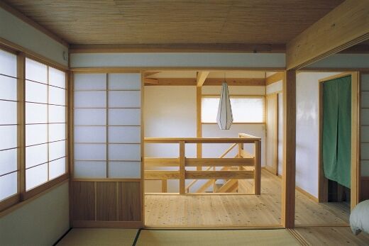 縁側と広い土間玄関のある家 - 事例紹介...