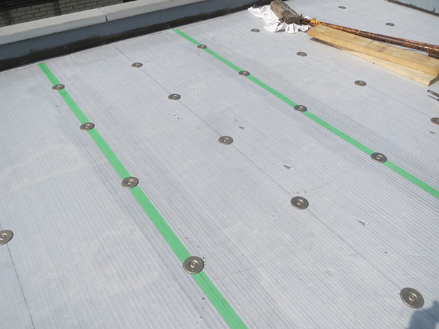 絶縁シート張り及びディスク板取付