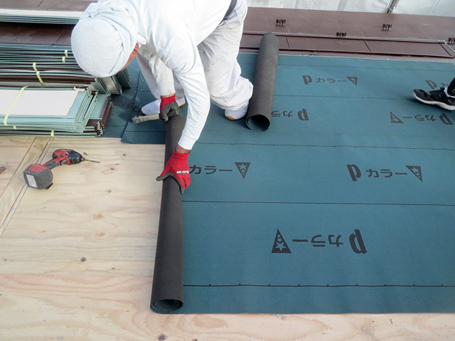 下地防水シート貼り