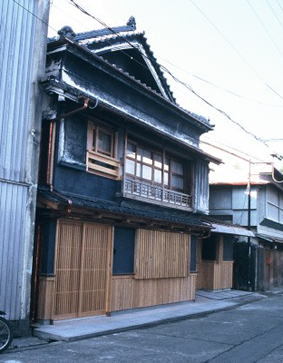 徳弘・松澤建築事務所