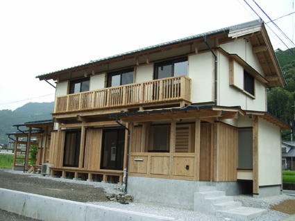 徳弘・松澤建築事務所