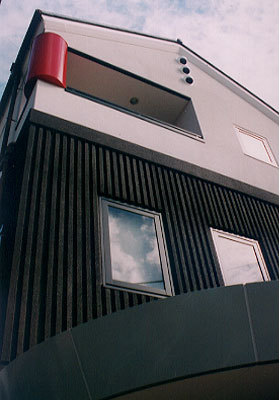 酒店／尾川建築設計事務所