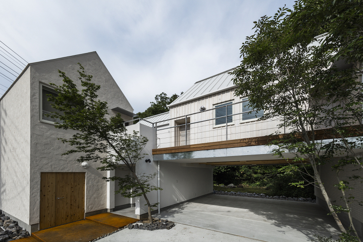 白のMINKA hotel ＆ cafe...