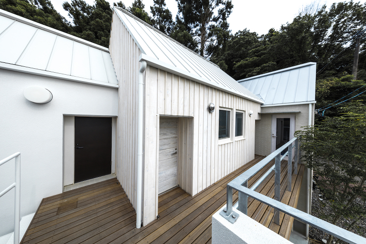 白のMINKA hotel ＆ cafe...