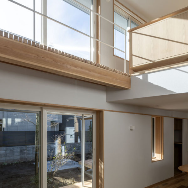 時と緑が紡ぐ棲家 | やどり-創建舎（そ...