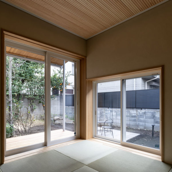 時と緑が紡ぐ棲家 | やどり-創建舎（そ...