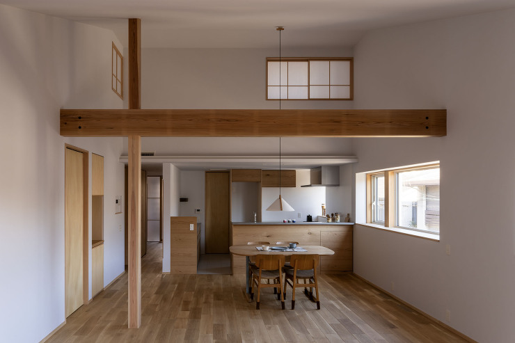 大屋根の架かる家 | やどり-創建舎（そ...
