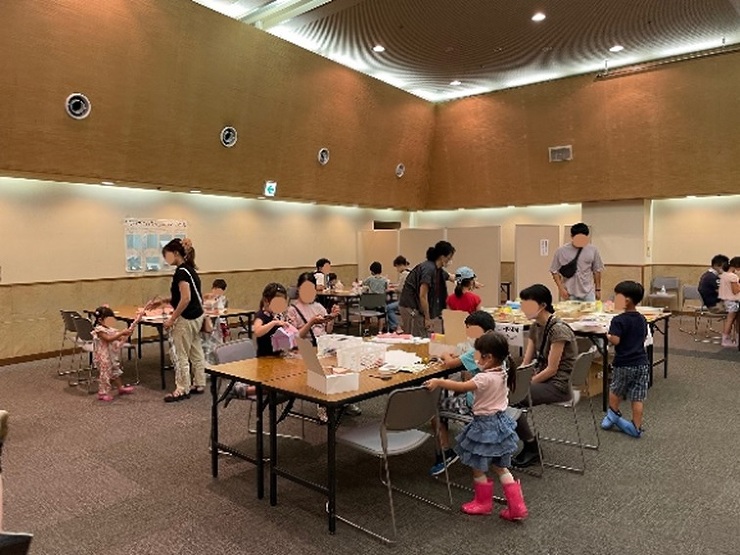 すまいえほんワークシップを開催して　　　...