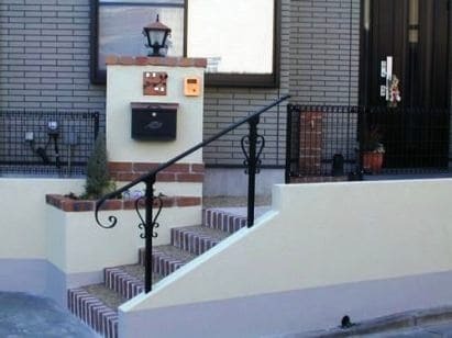 リフォーム、明るく、階段、玄関