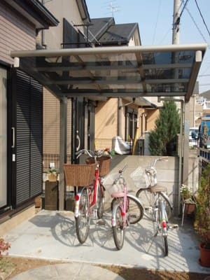 自転車置き場に屋根