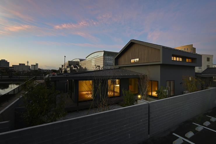 富山のまち家 | 平岡建築デザイン 　歯...