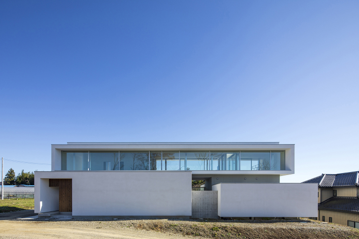 七ツ森を臨む丘の家 | 平岡建築デザイン...