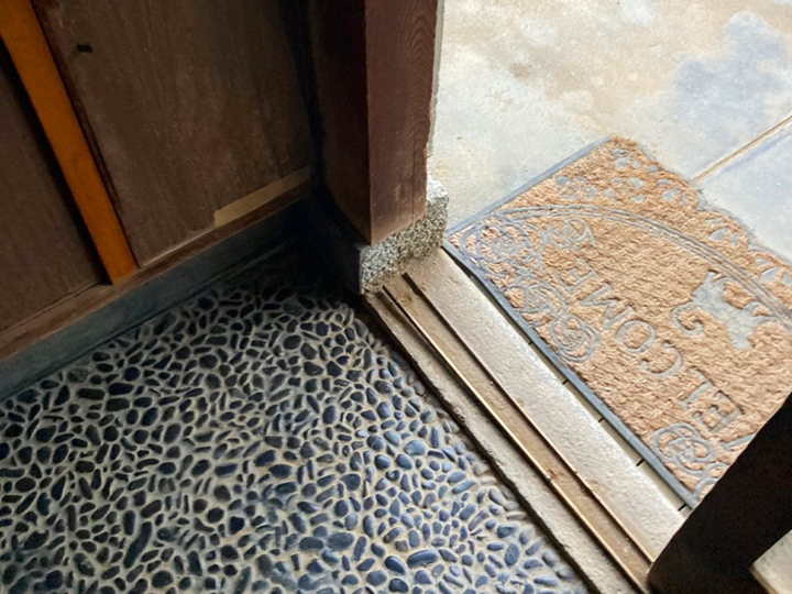 施工前はこちら