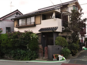 施工事例 雨漏れがきっかけで外壁もまとめ...