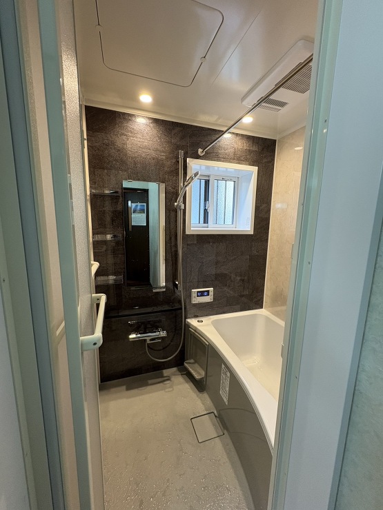 施工事例 お風呂が寒い！タイルのお風呂か...