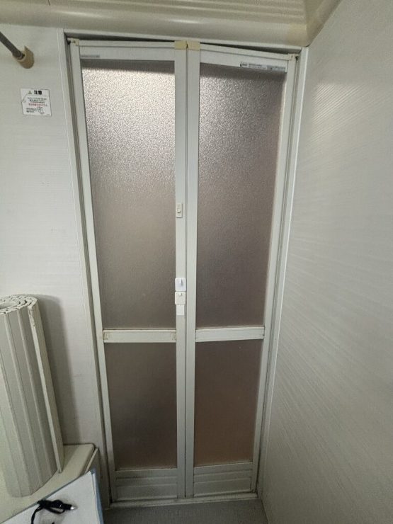 施工事例 お風呂ドアの取っ手が取れた！！...