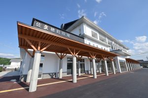 佐久穂町庁舎｜建築事業｜施工実績｜NII...