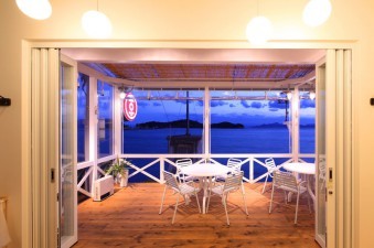 2011　小豆島ラーメンひしお　エンジェルロード店 　　　　（DSA空間デザイン賞入選2012）