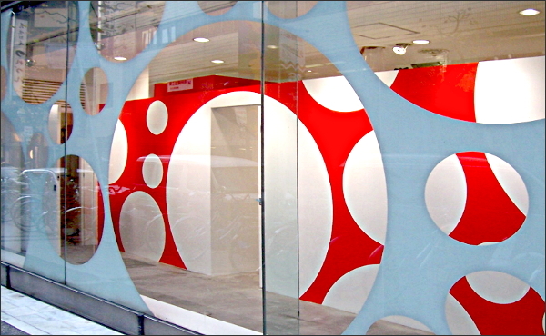 装飾フィルム工事施工例 | 切り文字・サ...