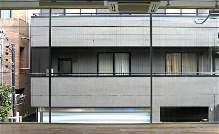 ビジョンコントロールフィルム施工前画像正面