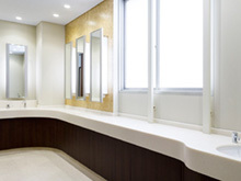 デザインの可能性を広げる人工大理石 コー...