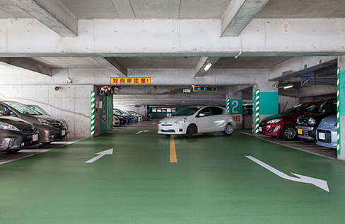 商業施設・複合施設 / 駐車場に適した床...