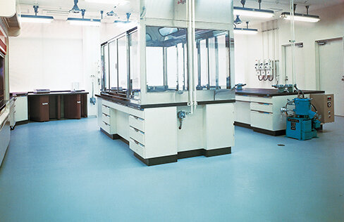 工場・倉庫 / クリーンルームに適した床...