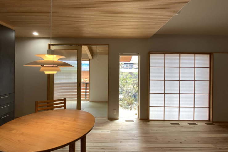 枚方市　庭と繋がる縁側のある住まい