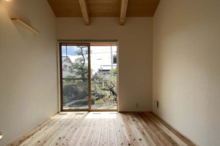 枚方市　庭と繋がる縁側のある住まい