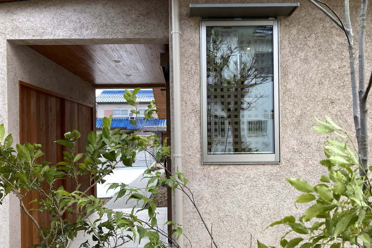 枚方市　庭と繋がる縁側のある住まい