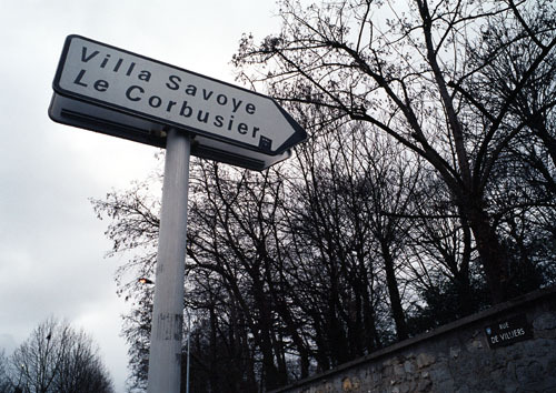 サヴォア邸へのアプローチ : フォトブロ...