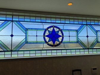 (124)大阪府羽曳野市H様邸ガレージハウス はめ殺し窓 巾４メートル×高さ８０センチ 施工前後比較写真