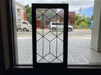 (37)ステンドグラスパネル修理 アンティーク家具 N家具様 大阪府大阪市
