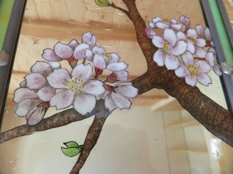 (189)奈良県奈良市K様邸 リビング４連引戸＆欄間 絵付け.春夏秋冬.桜.鮎.紅葉.南天＆雪