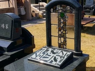大阪府池田市 ステンドグラスお墓