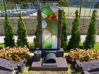 大阪府池田市 ステンドグラスお墓