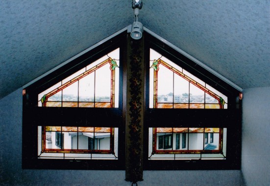 (42)大阪府豊中市 五角形開閉窓 積水...