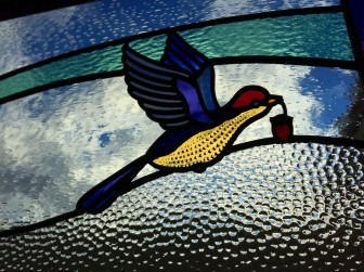 (81)大阪府守口市K様邸 はめ殺し窓＆アーチ型 １０箇所 ・窓に多数設置