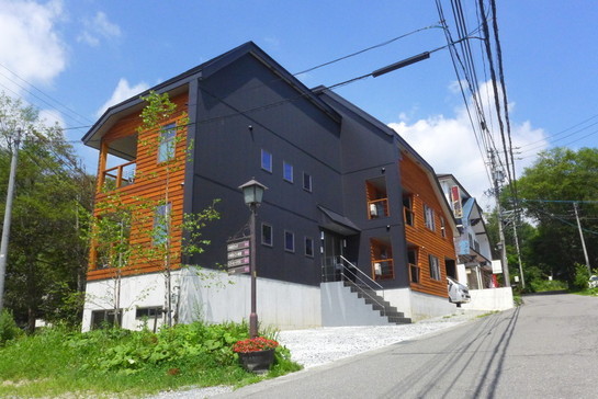 中村工務店　施工例　宿泊施設 白馬村 D...