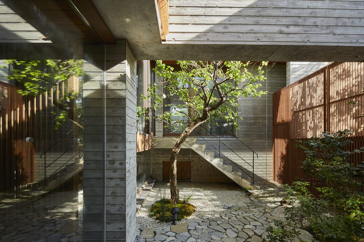 逗子披露山の家 ｜ WORKS ｜ 河口...