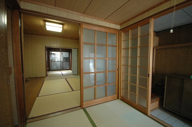 西七条の京町家 | 設計事例 | 土壁の...