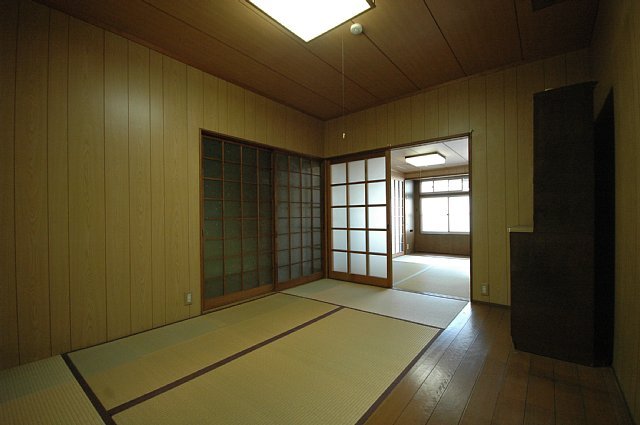 西七条の京町家 | 設計事例 | 土壁の...