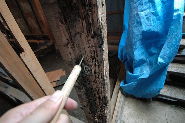 西七条の京町家 | 設計事例 | 土壁の...