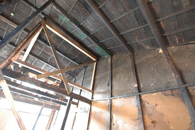 西七条の京町家 | 設計事例 | 土壁の...