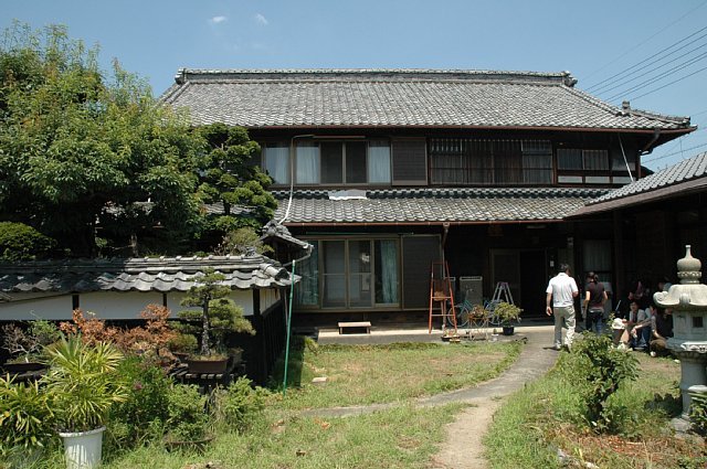 美濃加茂の家 | 設計事例 | 土壁のト...