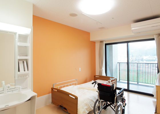 介護老人保健施設・介護付き有料老人ホーム...