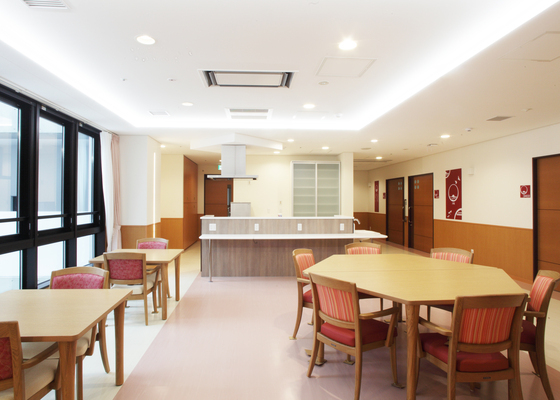 介護老人保健施設・介護付き有料老人ホーム...