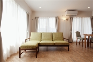 大人二人でシンプルに暮らす家 | リノベ...