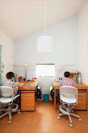 仲良し家族のだんらん広々リビング | リ...